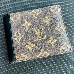 knock off LV men’s wallet